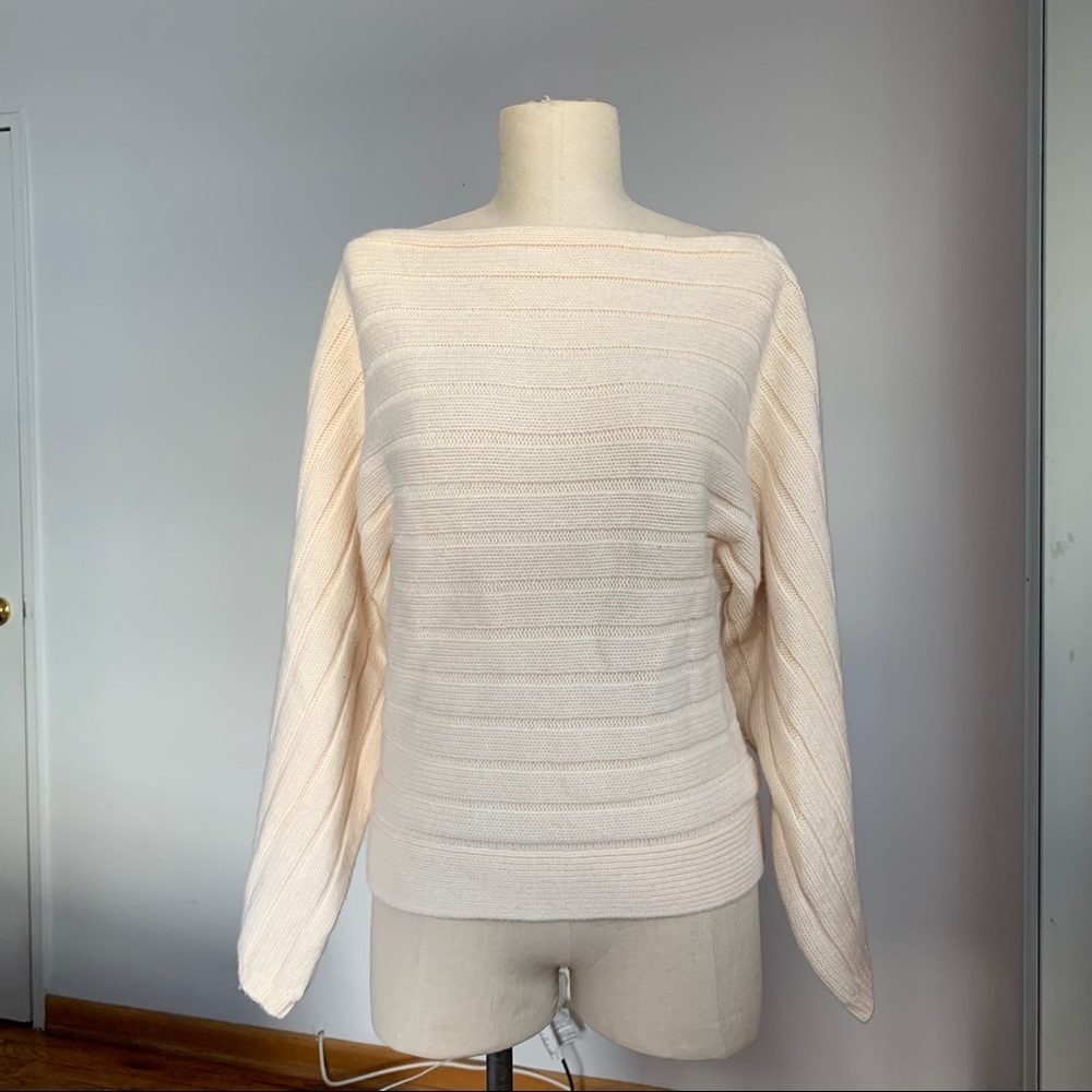 NWT Theory wool/cashmere cream sweater Sz M (v703)